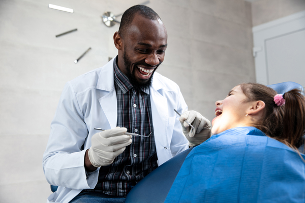 Is A Family Dentist An Orthodontist?
