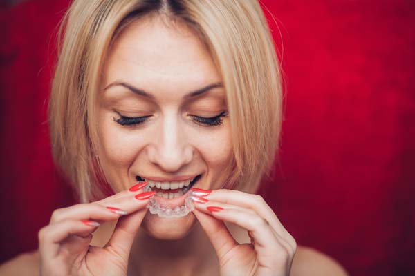 What Dental Issues Does Invisalign Treat?